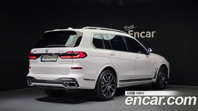 BMW X7 (G07) xDrive 40i M Sport 6인승, 2024 2