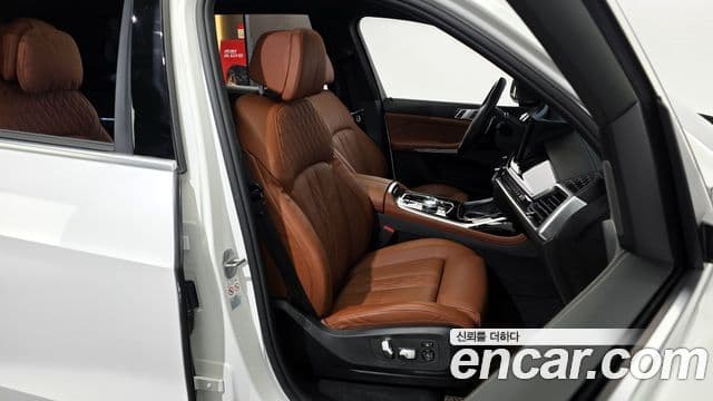 BMW X7 (G07) xDrive 40i M Sport 6인승, 2024 12