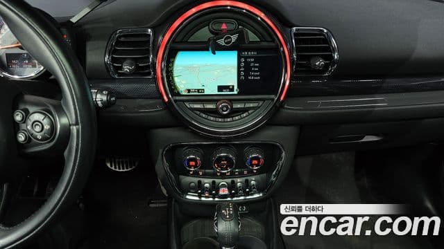 Mini Cooper SD 클럽맨 2세대, 2016 14