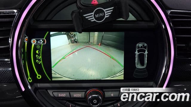 Mini Cooper SD 클럽맨 2세대, 2016 15