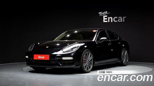 Porsche Panamera (971) 4.0 турбо, 2017 1
