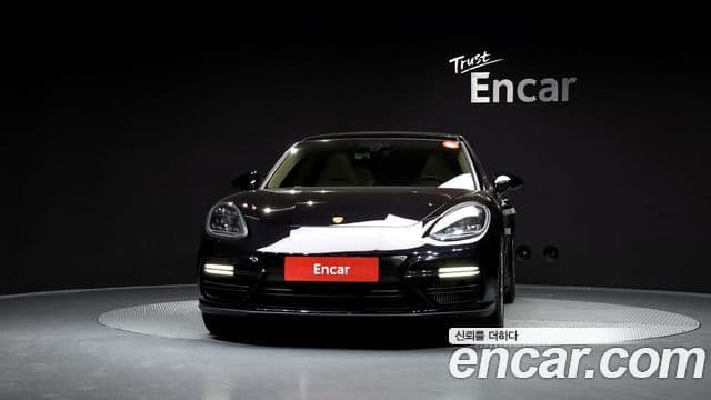 Porsche Panamera (971) 4.0 турбо, 2017 3