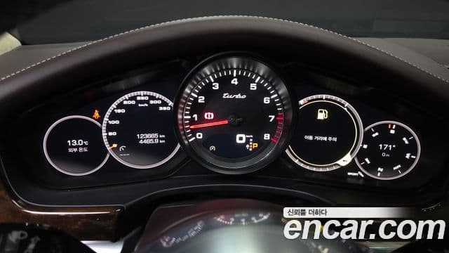 Porsche Panamera (971) 4.0 турбо, 2017 8