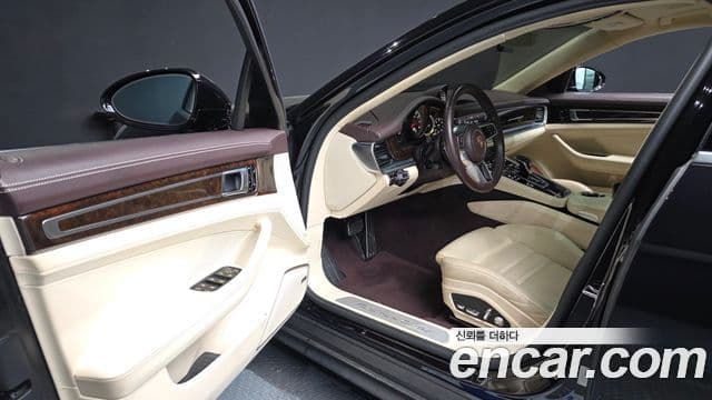 Porsche Panamera (971) 4.0 турбо, 2017 10