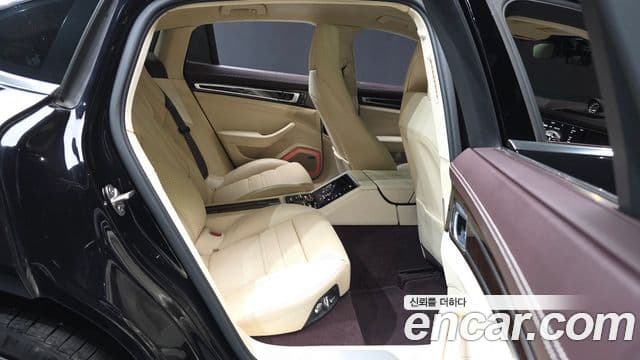 Porsche Panamera (971) 4.0 турбо, 2017 12