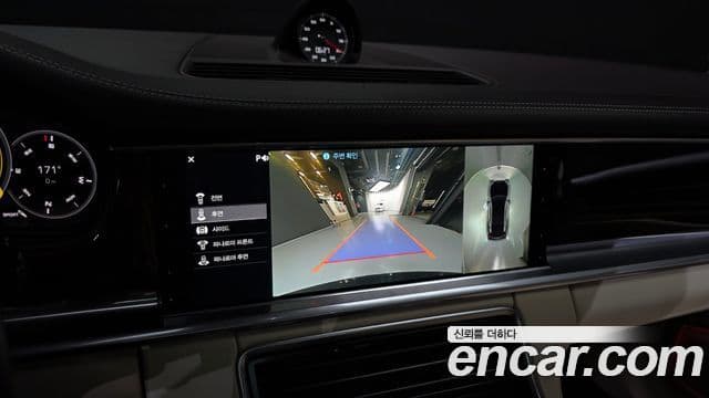 Porsche Panamera (971) 4.0 турбо, 2017 15