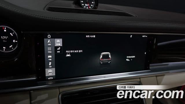 Porsche Panamera (971) 4.0 турбо, 2017 16