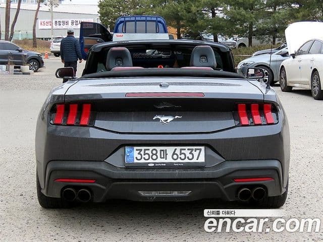 Ford Mustang 7세대 2.3 EcoBoost Premium кабриолет, 2024 8