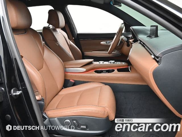 Genesis GV70, 2021 10