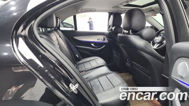 Mercedes-Benz E-класс W213 AMG Line, 2019 12