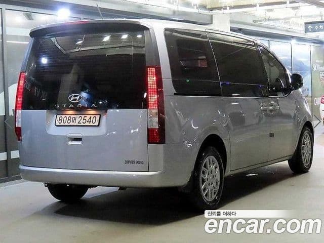 Hyundai Staria Modern, 2022 4