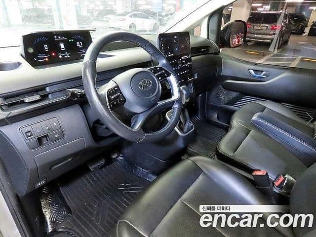 Hyundai Staria Modern, 2022 10