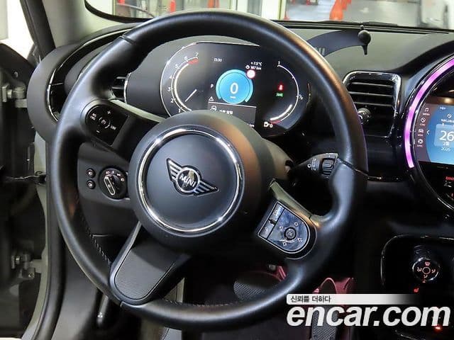 Mini Cooper 클럽맨 2세대, 2022 8