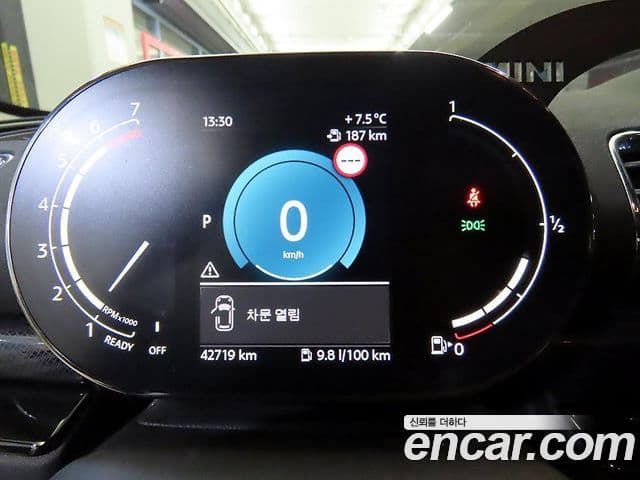 Mini Cooper 클럽맨 2세대, 2022 9