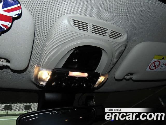 Mini Cooper 클럽맨 2세대, 2022 15