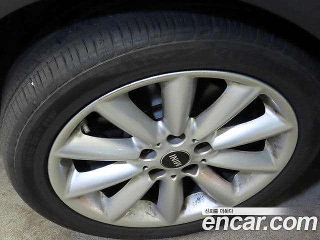 Mini Cooper 클럽맨 2세대, 2022 19