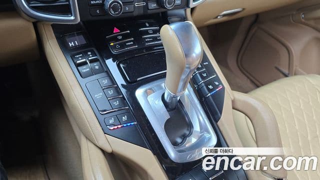 Porsche New Cayenne 958, 2013 9