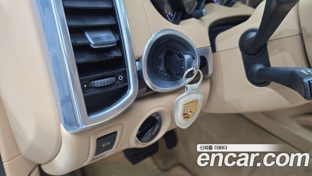 Porsche New Cayenne 958, 2013 15