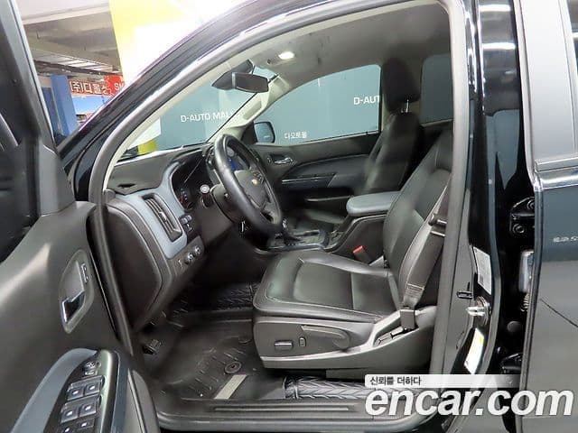 Chevrolet(GM대우) real New 콜로라도 3.6 Z71-X Midnight 4WD, 2022 6