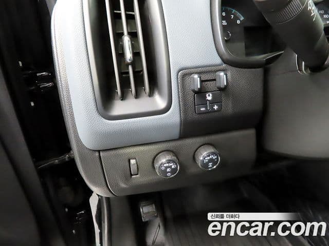 Chevrolet(GM대우) real New 콜로라도 3.6 Z71-X Midnight 4WD, 2022 15