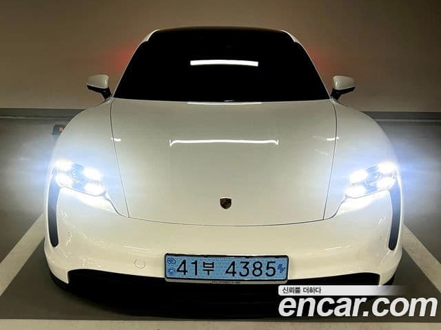 Porsche 타이칸 4S, 2024 1