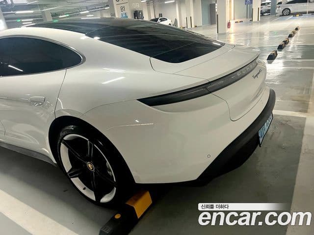 Porsche 타이칸 4S, 2024 все фото