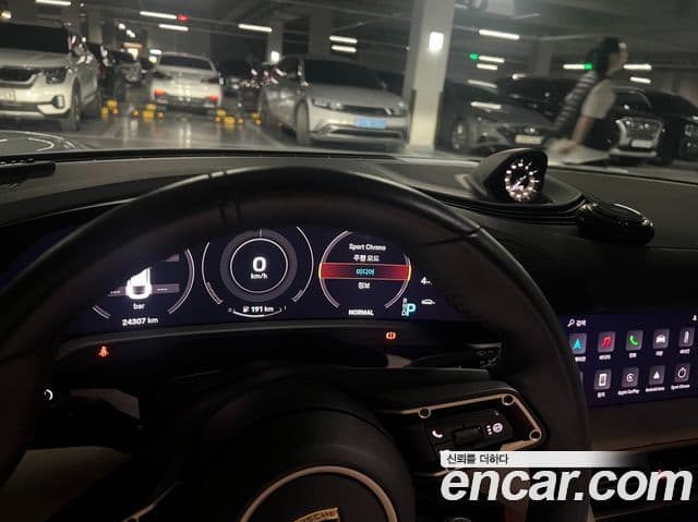 Porsche 타이칸 4S, 2024 17