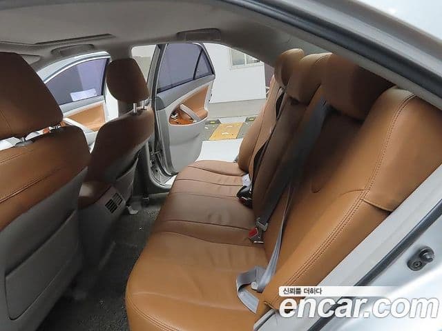 Toyota 캠리 XLE, 2011 10