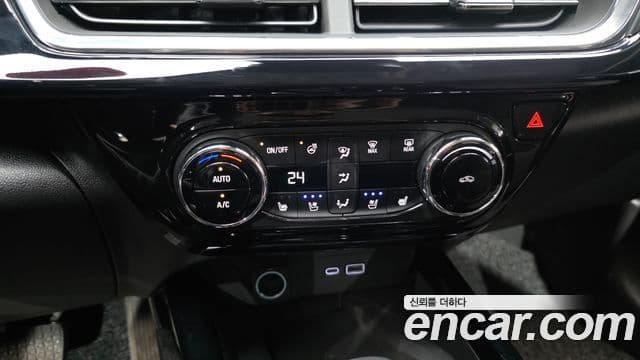 Chevrolet(GM대우) Trax кроссовер 1.2 ACTIV, 2025 17