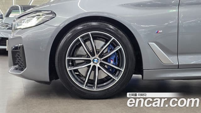 BMW 5시리즈 (G30) 520i M Sport, 2023 все фото