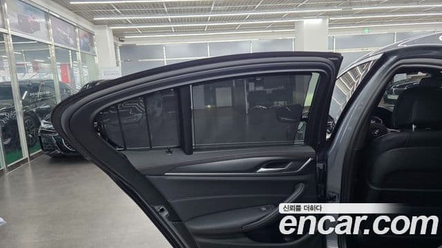 BMW 5시리즈 (G30) 520i M Sport, 2023 16