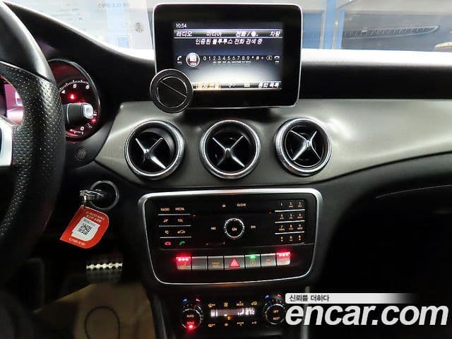 Mercedes-Benz CLA-класс C117 AMG Line, 2018 9