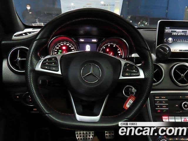 Mercedes-Benz CLA-класс C117 AMG Line, 2018 16