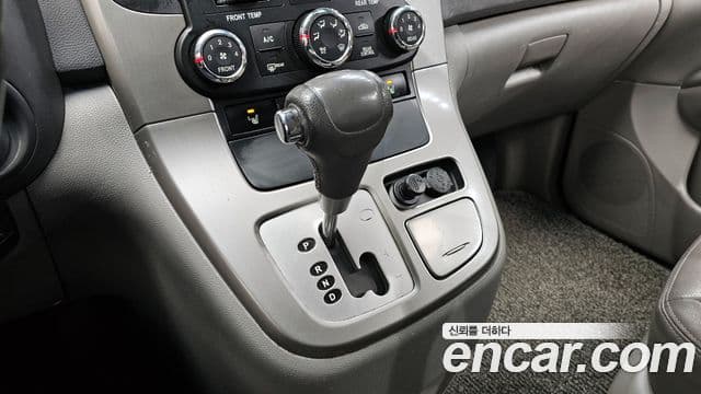 Kia Carnival R люксовая версия, 2013 9