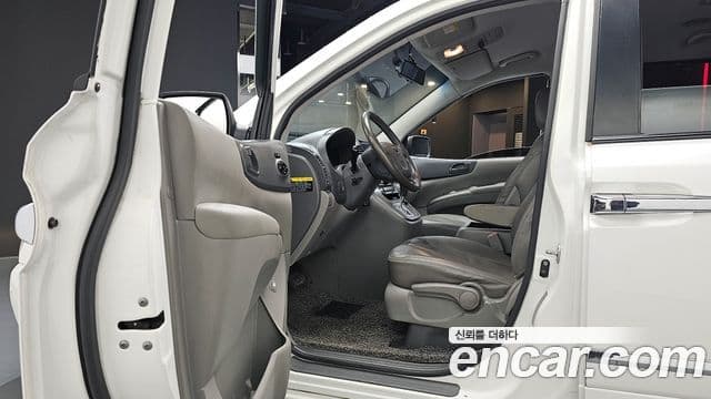 Kia Carnival R люксовая версия, 2013 10