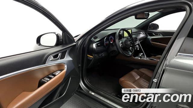 Genesis G70 Elite, 2019 10