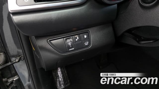 Genesis G70 Elite, 2019 16