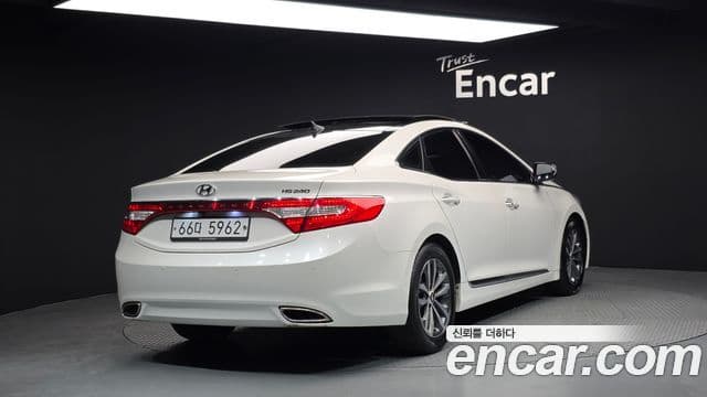 Hyundai Grandeur HG Luxury, 2012 2