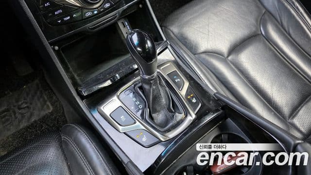 Hyundai Grandeur HG Luxury, 2012 9