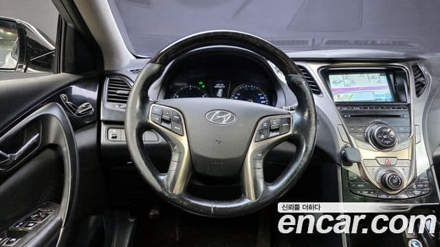 Hyundai Grandeur HG Luxury, 2012 13