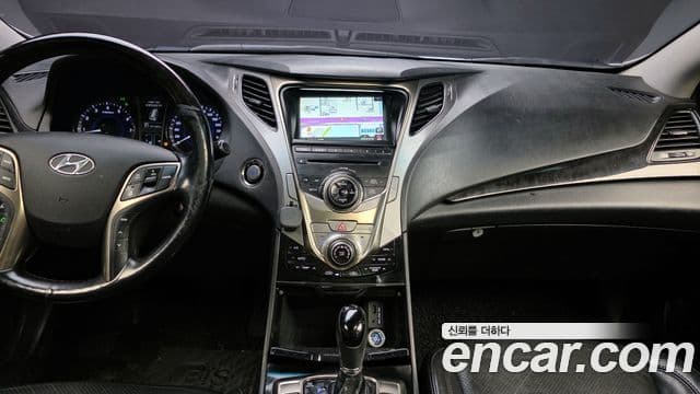 Hyundai Grandeur HG Luxury, 2012 14