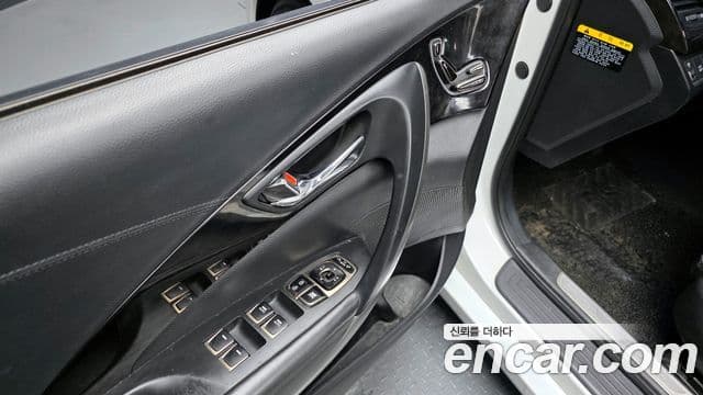 Hyundai Grandeur HG Luxury, 2012 17