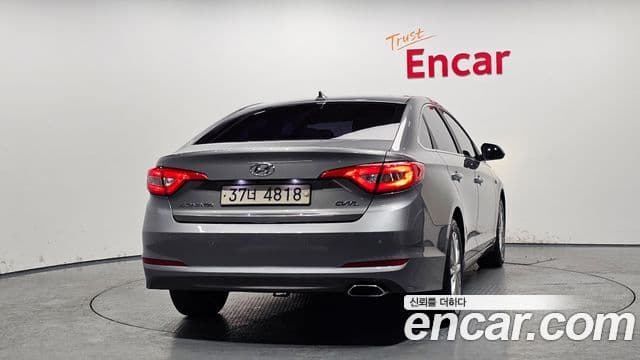 Hyundai LF Sonata Special, 2017 4