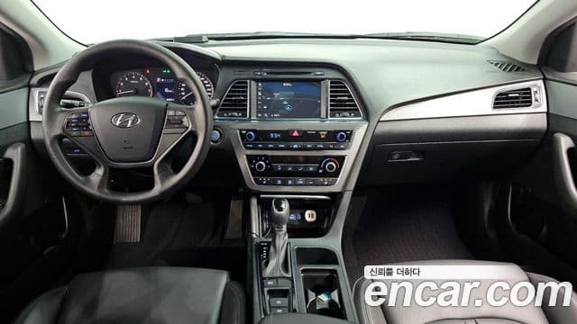 Hyundai LF Sonata Special, 2017 7