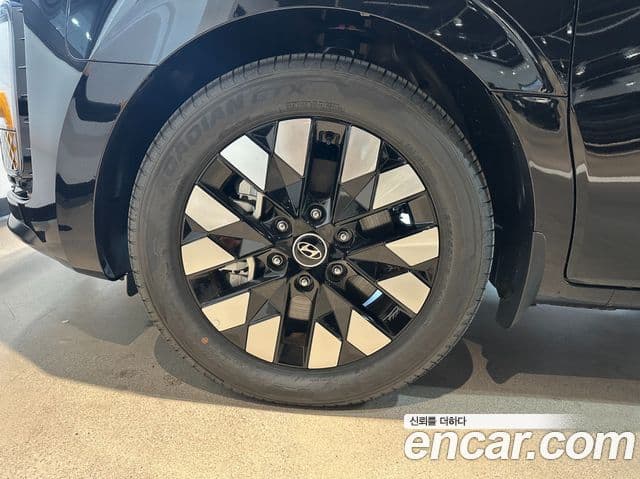 Hyundai Staria Inspiration, 2025 все фото