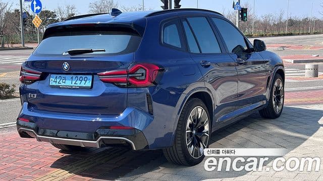 BMW iX3 M Sport, 2023 2