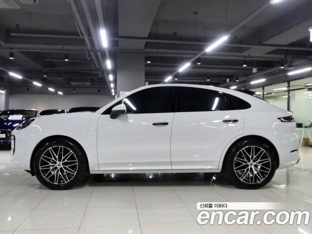 Porsche Cayenne (PO536) 3.0 купе, 2024 3
