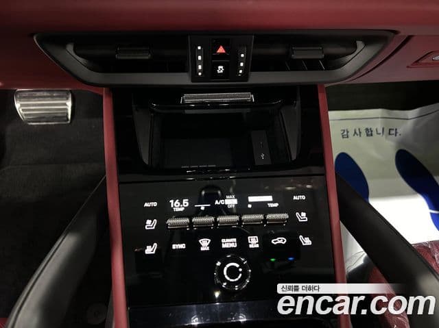 Porsche Cayenne (PO536) 3.0 купе, 2024 13