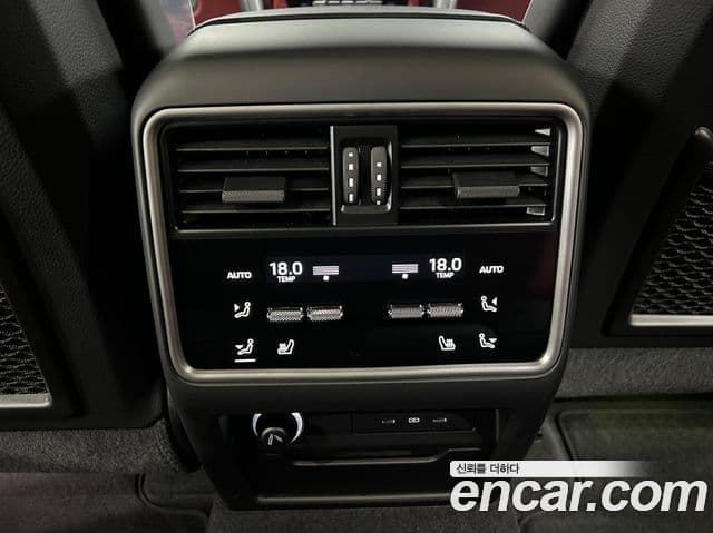 Porsche Cayenne (PO536) 3.0 купе, 2024 14