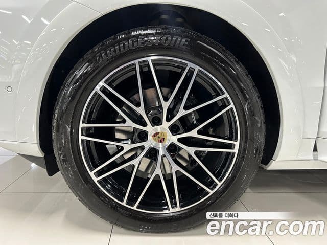 Porsche Cayenne (PO536) 3.0 купе, 2024 17